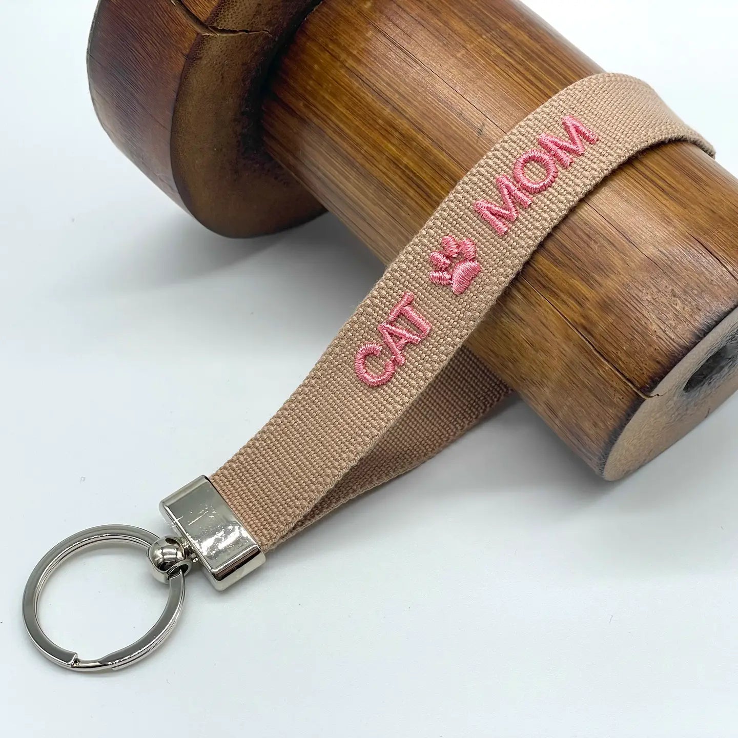 Statement Schlüsselanhänger CATMOM Taupe